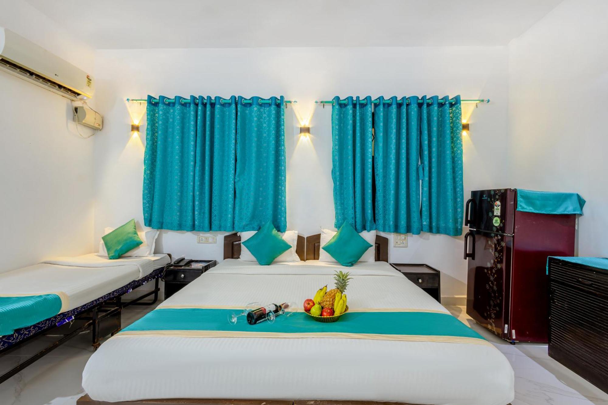 Baga Fantacia Beach Inn Calangute Quarto foto