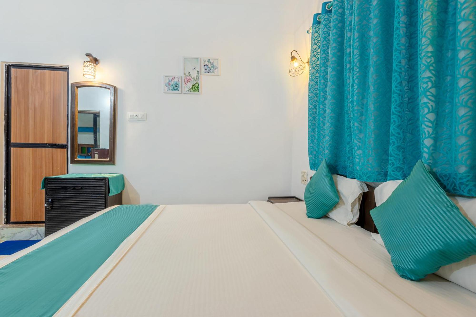 Baga Fantacia Beach Inn Calangute Quarto foto