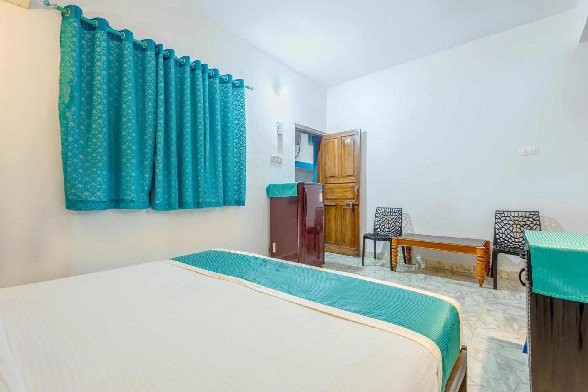 Baga Fantacia Beach Inn Calangute Quarto foto